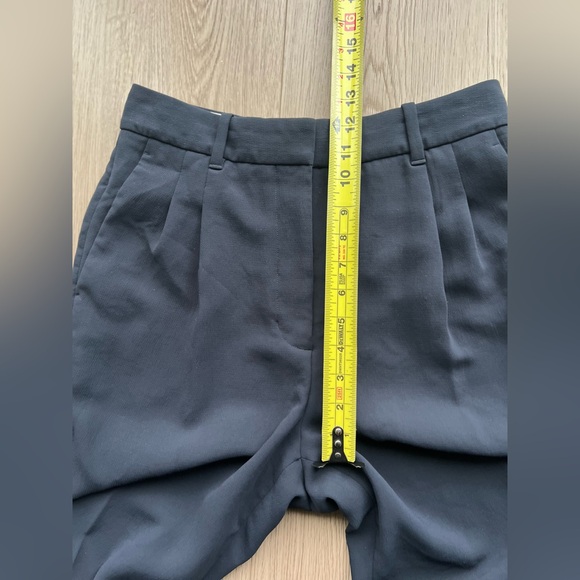 Aritzia The Effortless Pant™ - Crepette™ Sz 6 - Picture 8 of 16